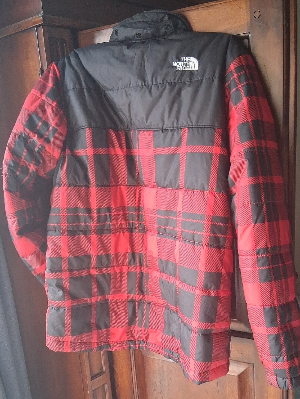 Kids Sz 10-12 The North Face Black & Red Plaid Puffer Jacket - Picture 3 of 9